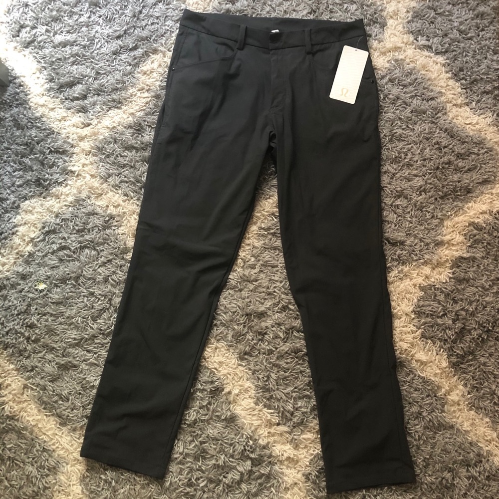 NWT Lululemon Men’s Mission Pant size 38